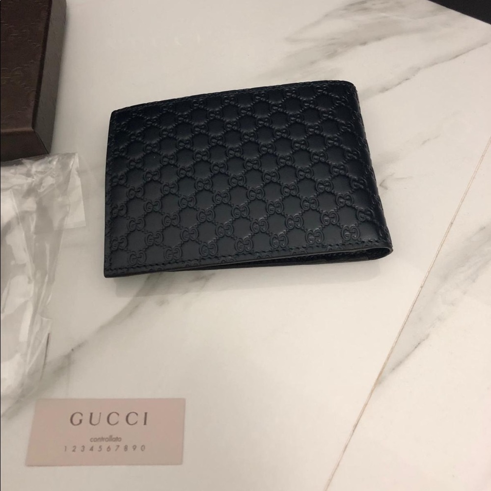 Gucci - Picture 5 of 8